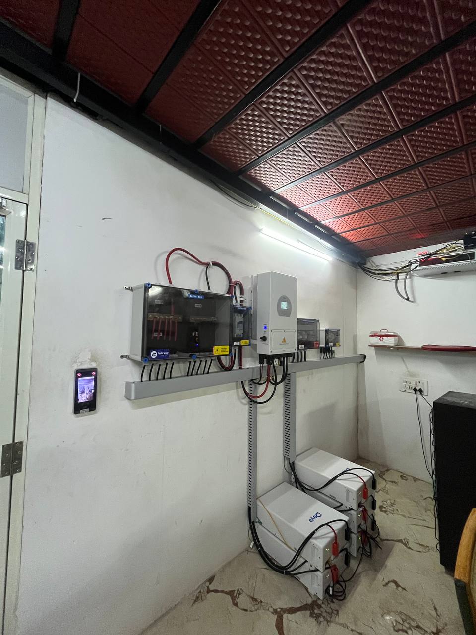 Full Setup hybrid solar panel